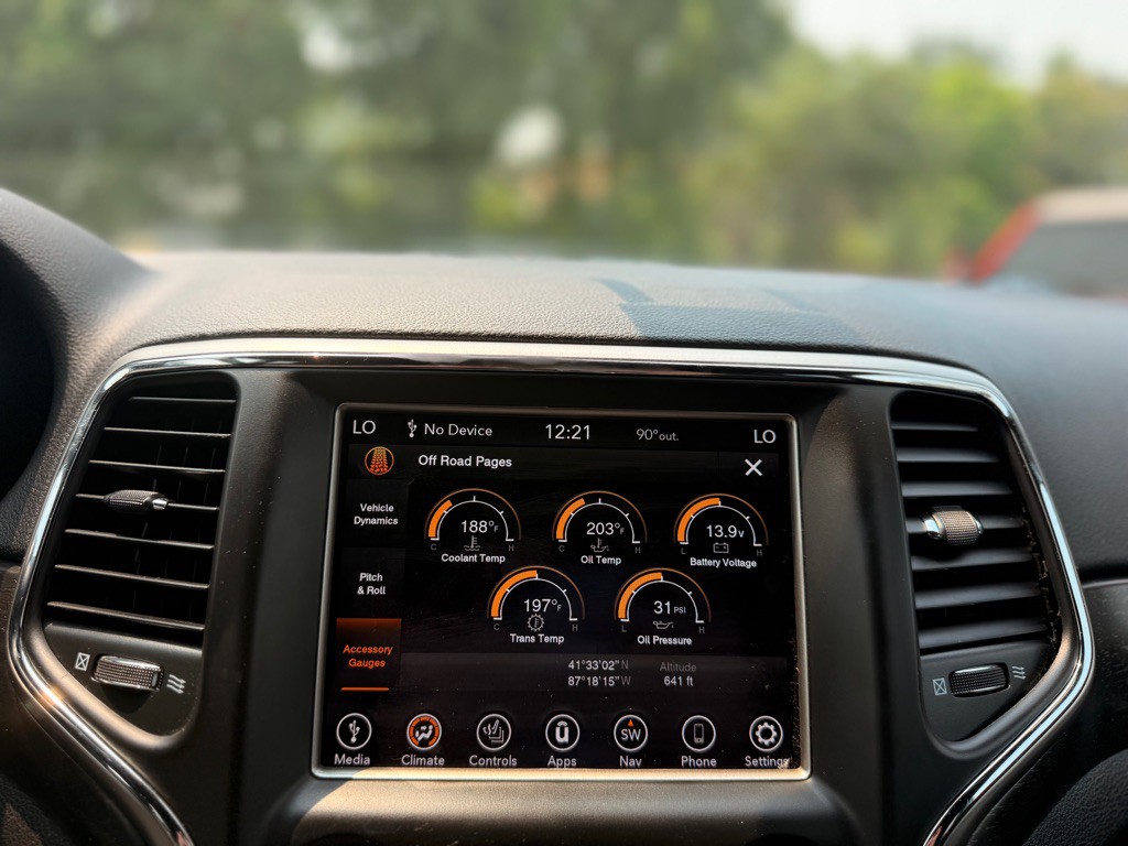 2018 Jeep Grand Cherokee Image 38
