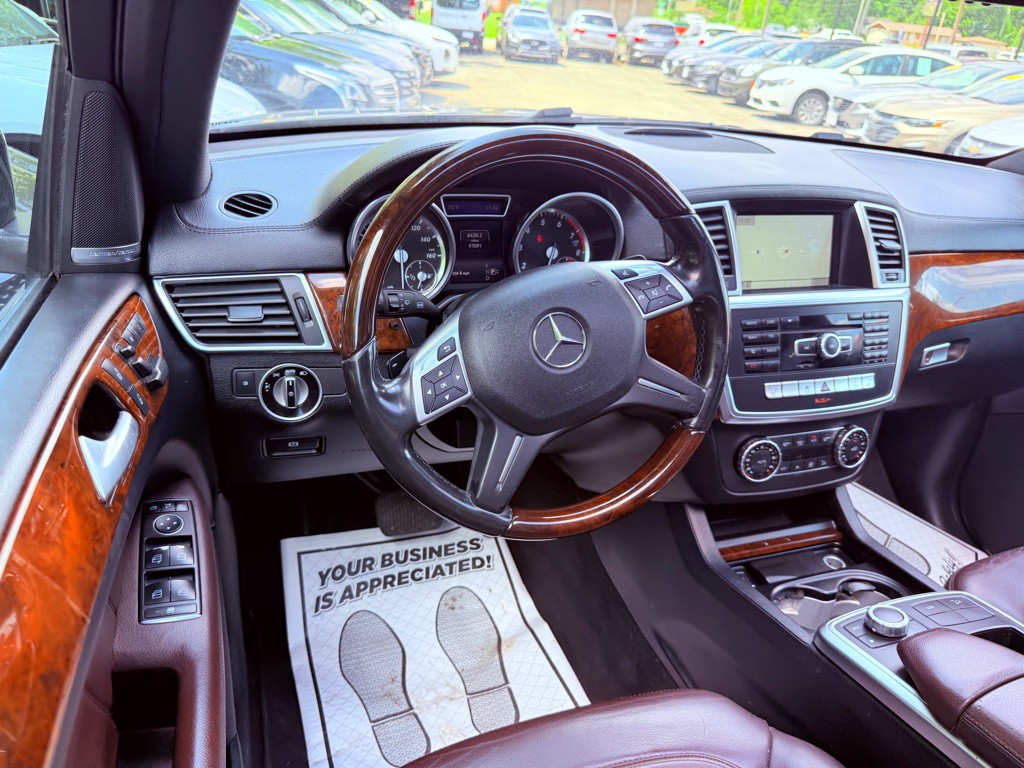 2014 Mercedes-Benz GL-Class Image 29