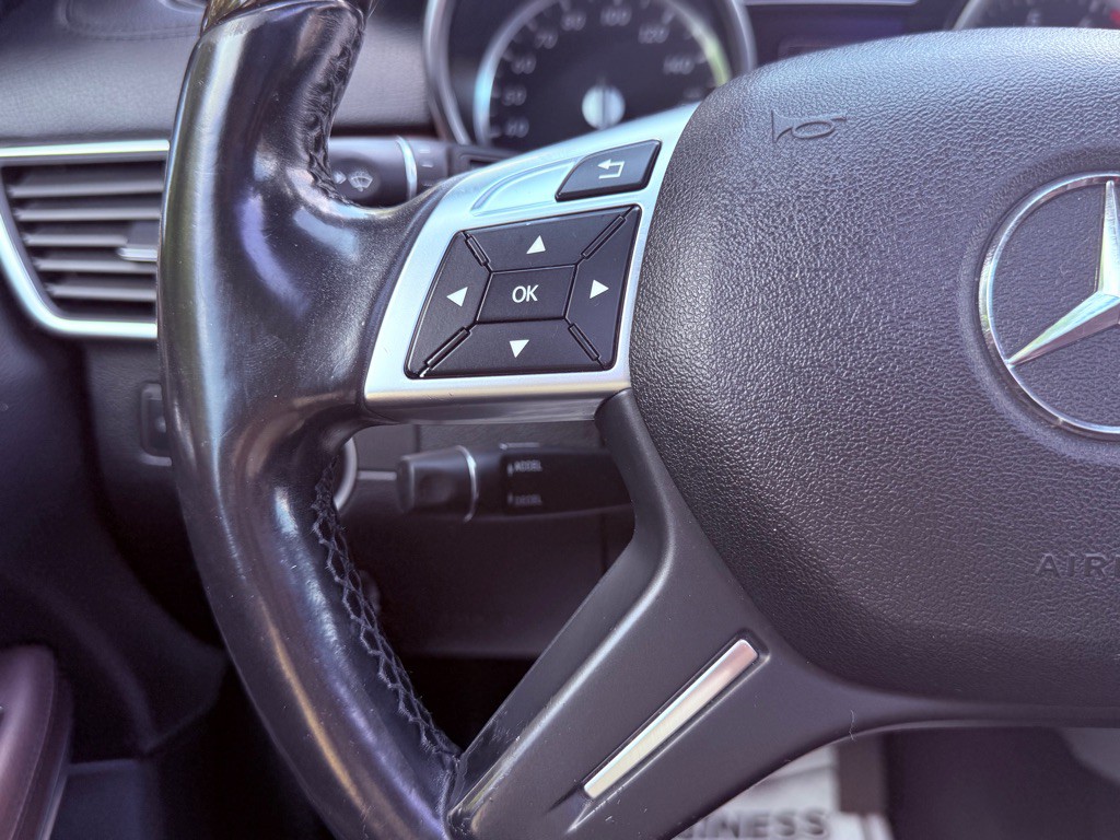 2014 Mercedes-Benz GL-Class Image 33