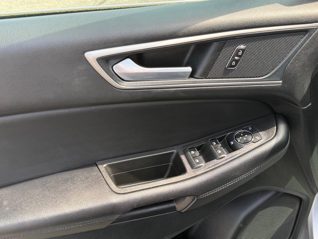 2023 Ford Edge Image 14