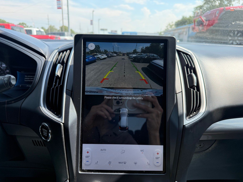 2023 Ford Edge Image 30