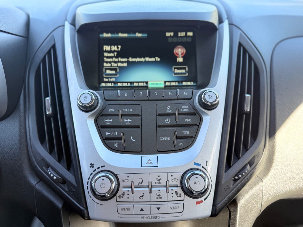 2016 Chevrolet Equinox Image 30