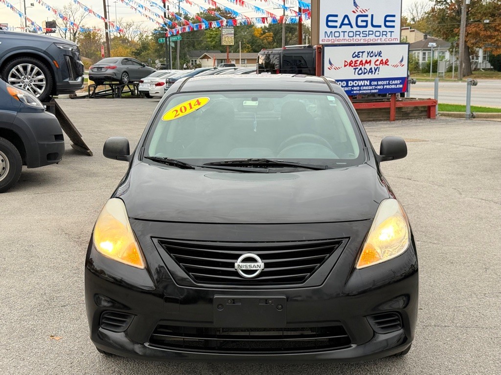 2014 Nissan Versa Image 13