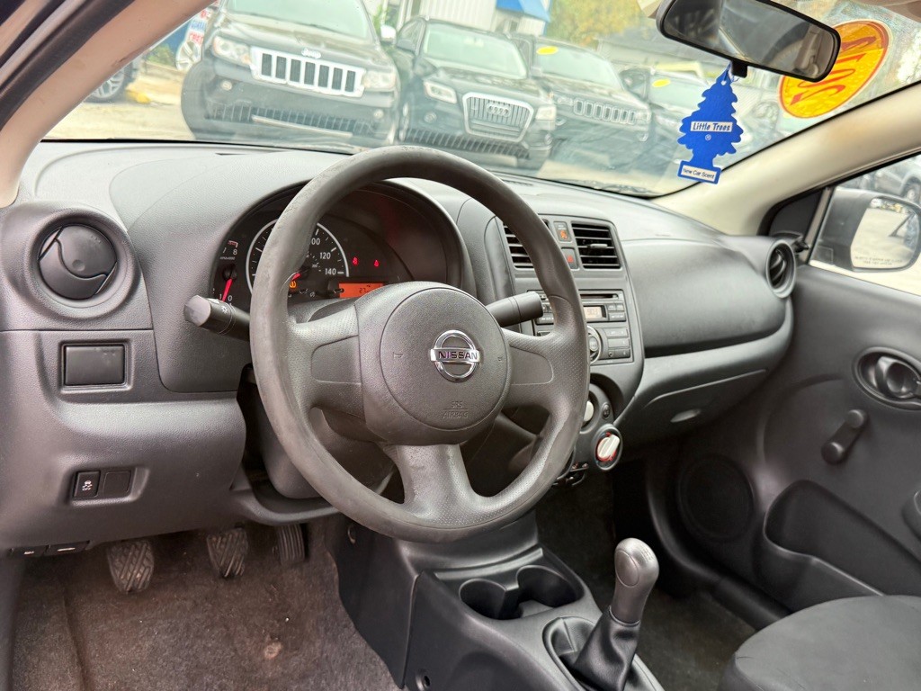 2014 Nissan Versa Image 14