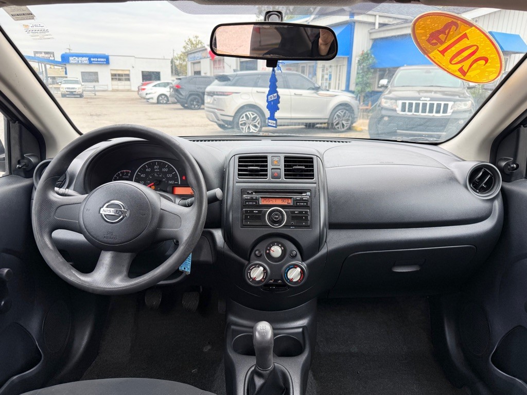 2014 Nissan Versa Image 16