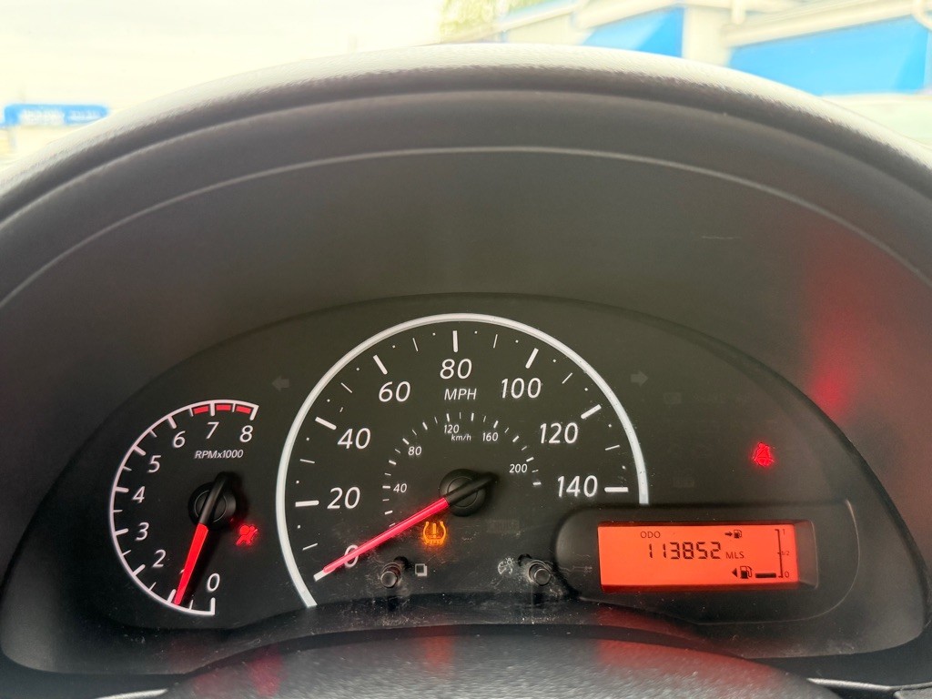 2014 Nissan Versa Image 18
