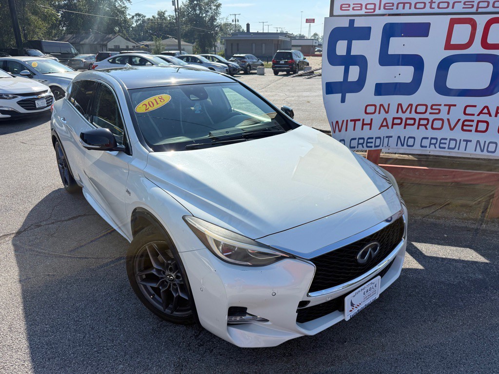 2018 INFINITI QX30 Image 4