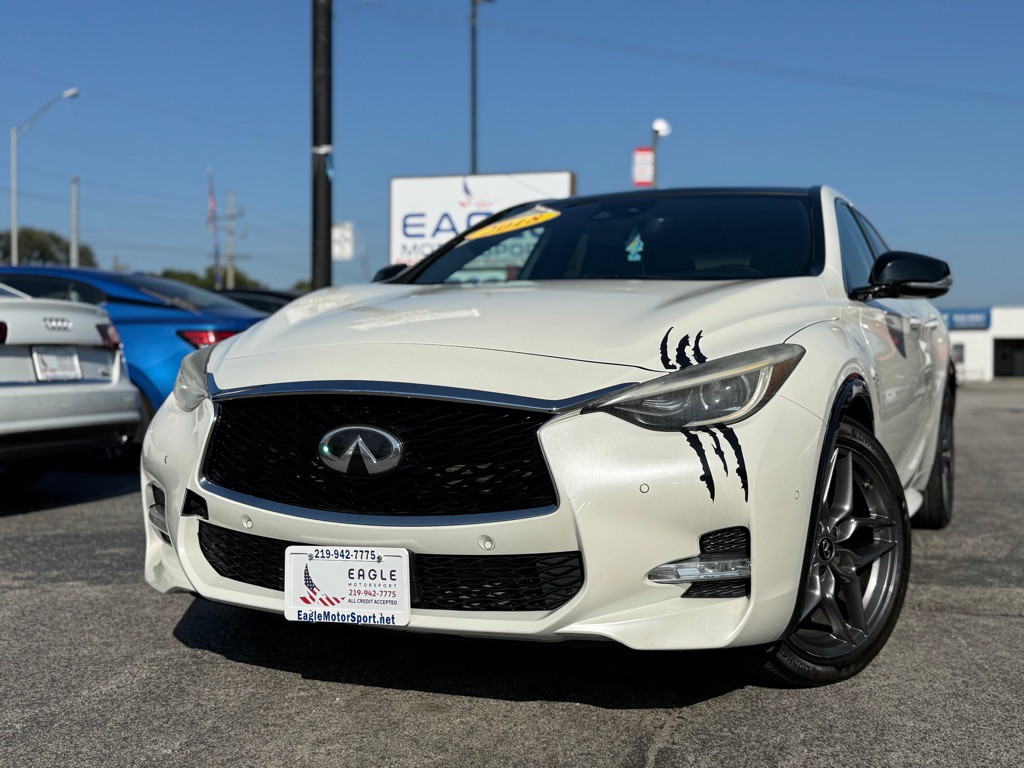 2018 INFINITI QX30 Image 16