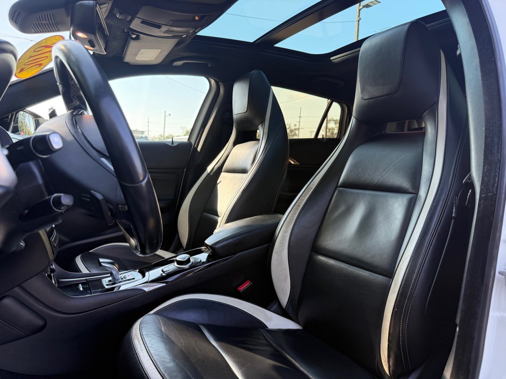 2018 INFINITI QX30 Image 20