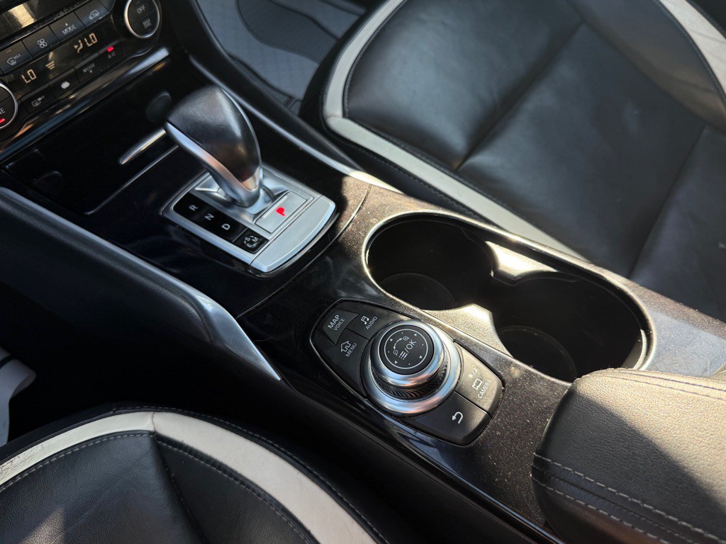 2018 INFINITI QX30 Image 29