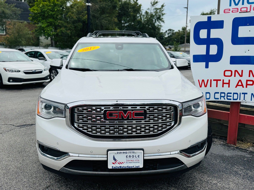 2017 GMC Acadia Image 3