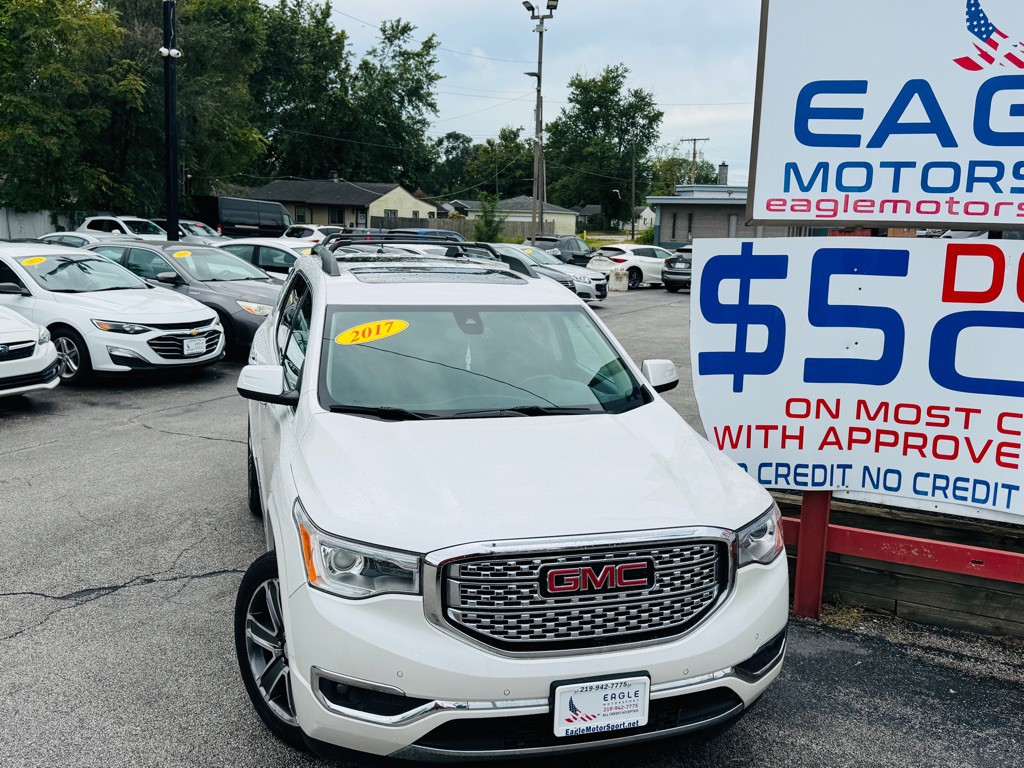 2017 GMC Acadia Image 4