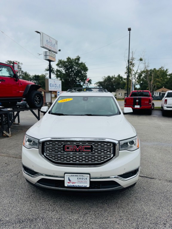 2017 GMC Acadia Image 10
