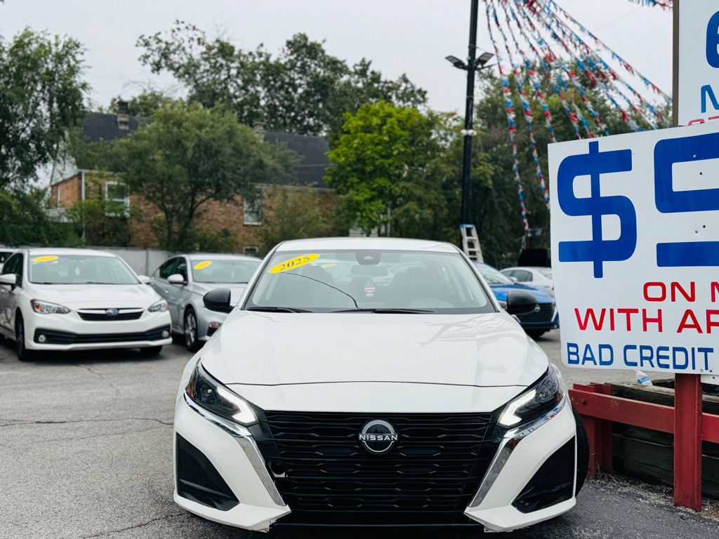 2025 Nissan Altima Image 5