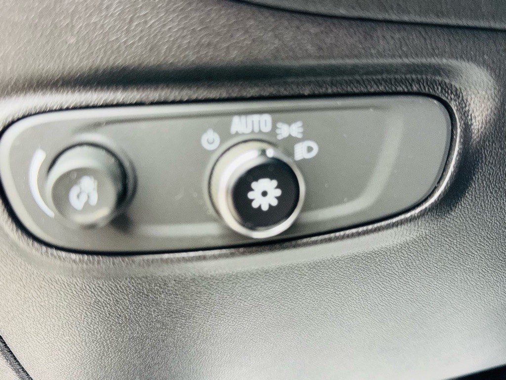 2018 Chevrolet Equinox Image 22