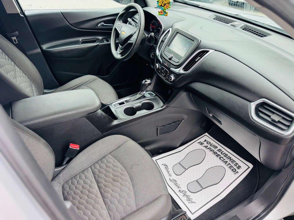 2018 Chevrolet Equinox Image 32