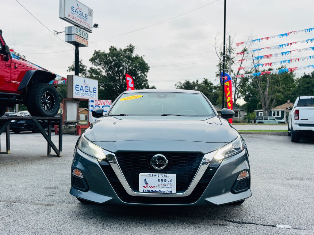2020 Nissan Altima Image 21