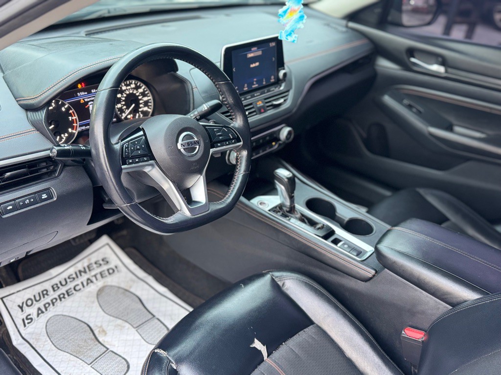 2020 Nissan Altima Image 26