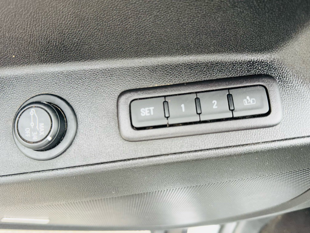 2019 Chevrolet Equinox Image 17