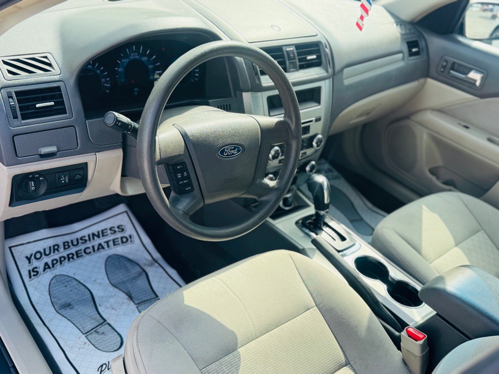 2012 Ford Fusion Image 17