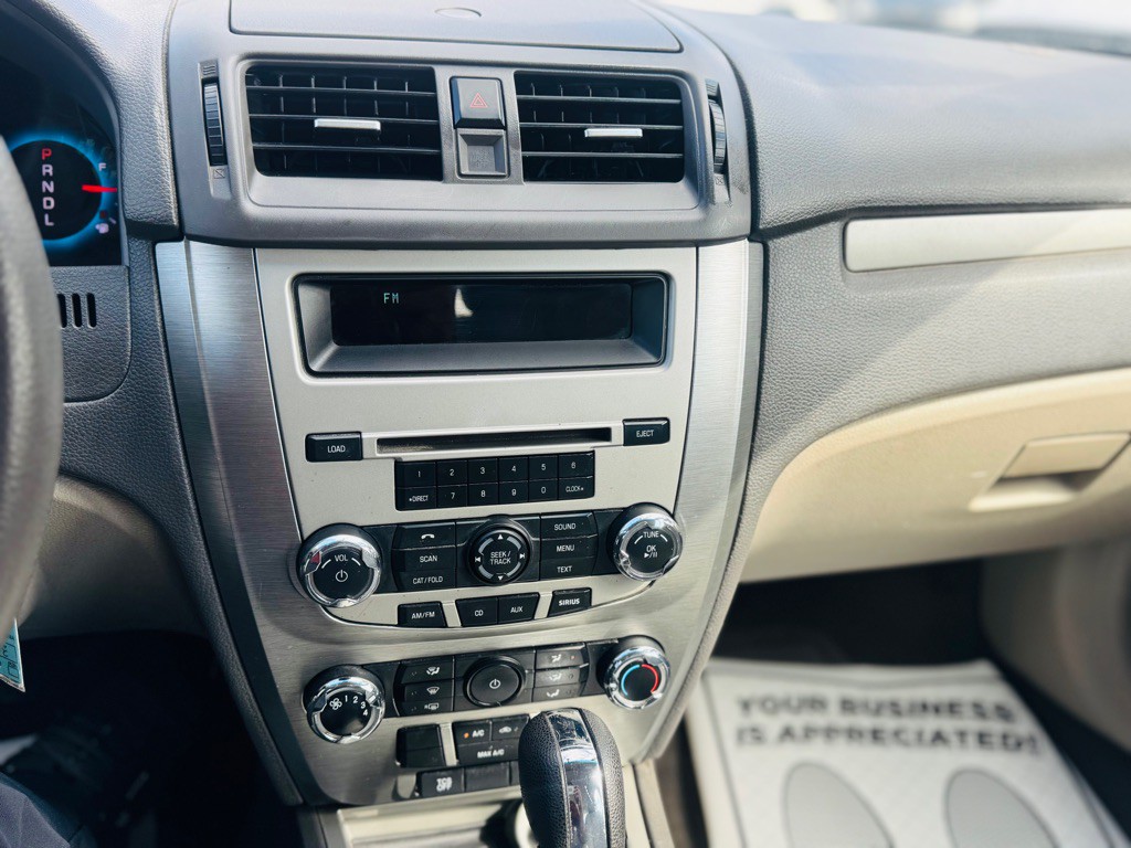2012 Ford Fusion Image 20