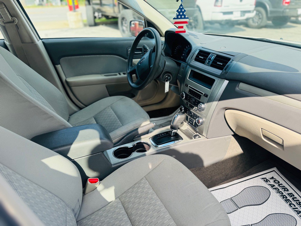 2012 Ford Fusion Image 25