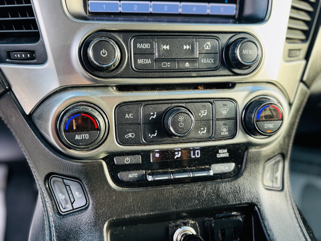2017 Chevrolet Tahoe Image 24