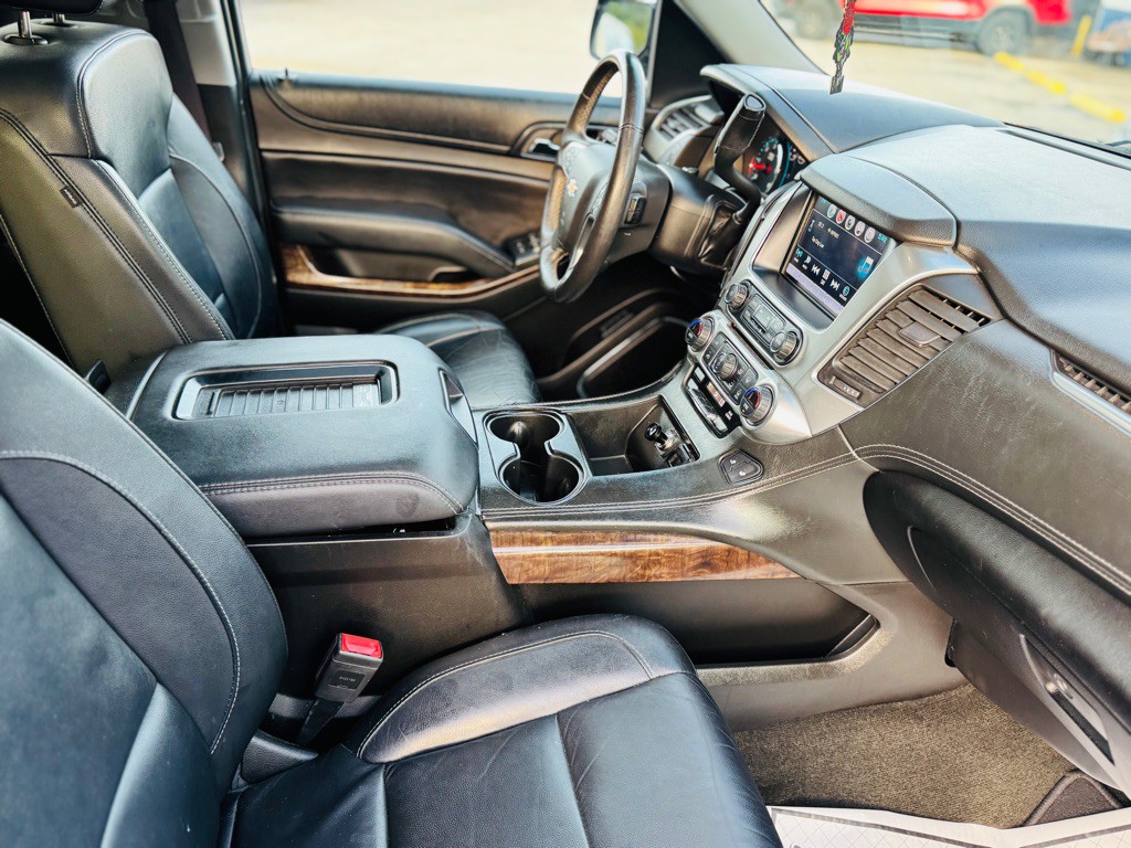 2017 Chevrolet Tahoe Image 29