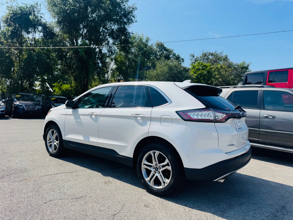 2017 Ford Edge Image 11