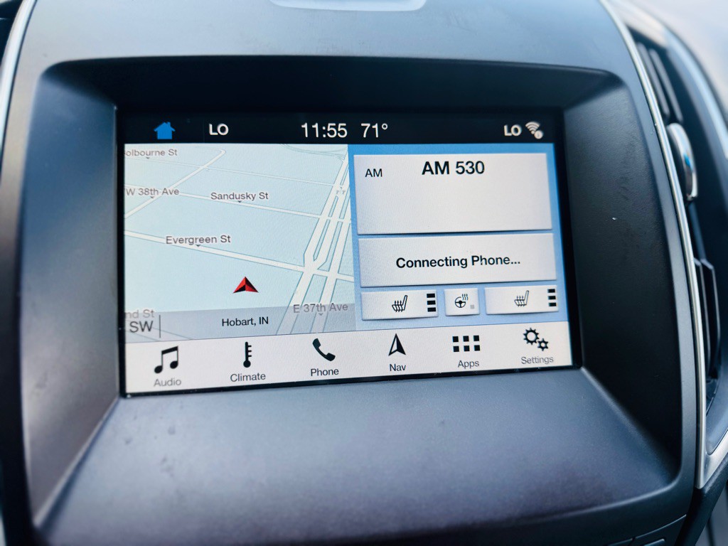 2017 Ford Edge Image 25