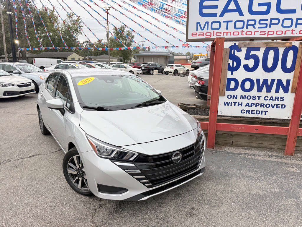 2023 Nissan Versa Image 3
