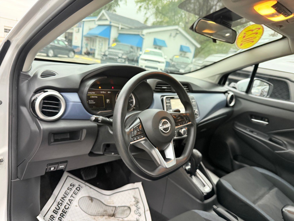 2023 Nissan Versa Image 14
