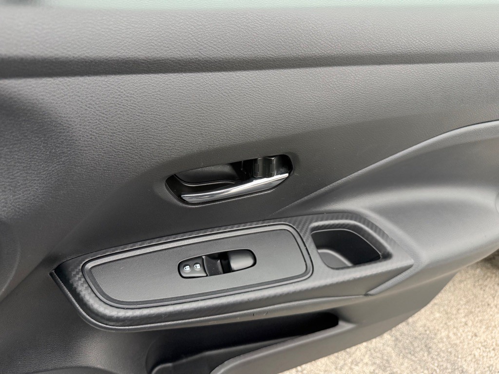 2023 Nissan Versa Image 16