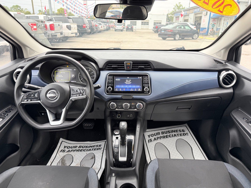 2023 Nissan Versa Image 20