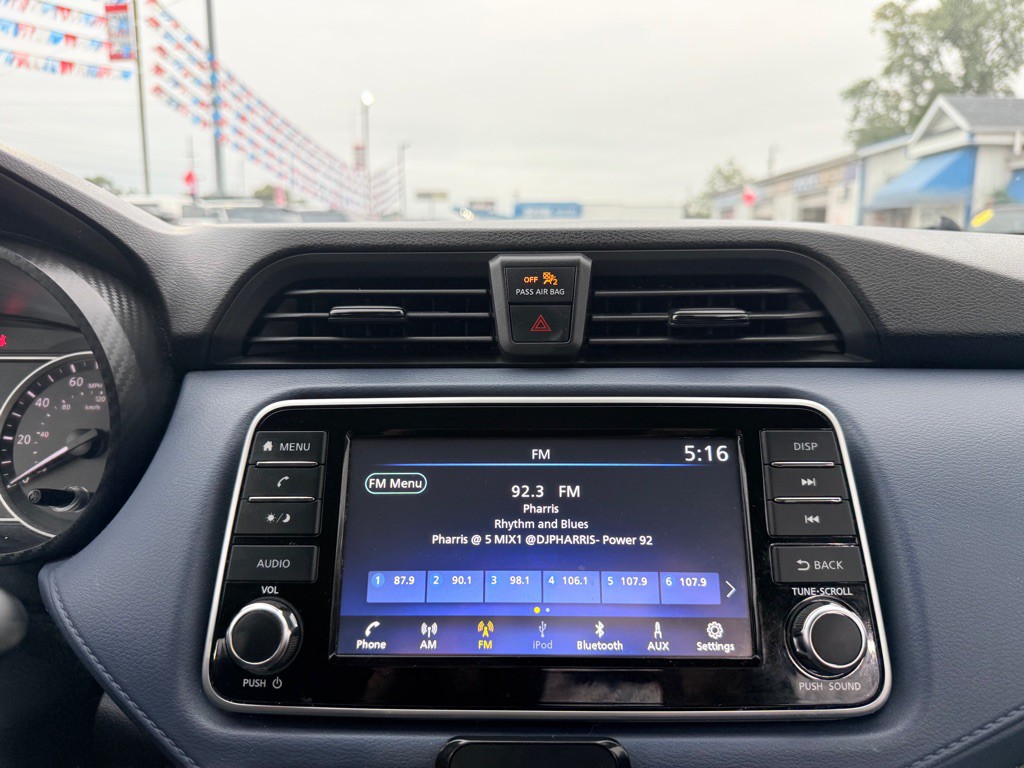 2023 Nissan Versa Image 30