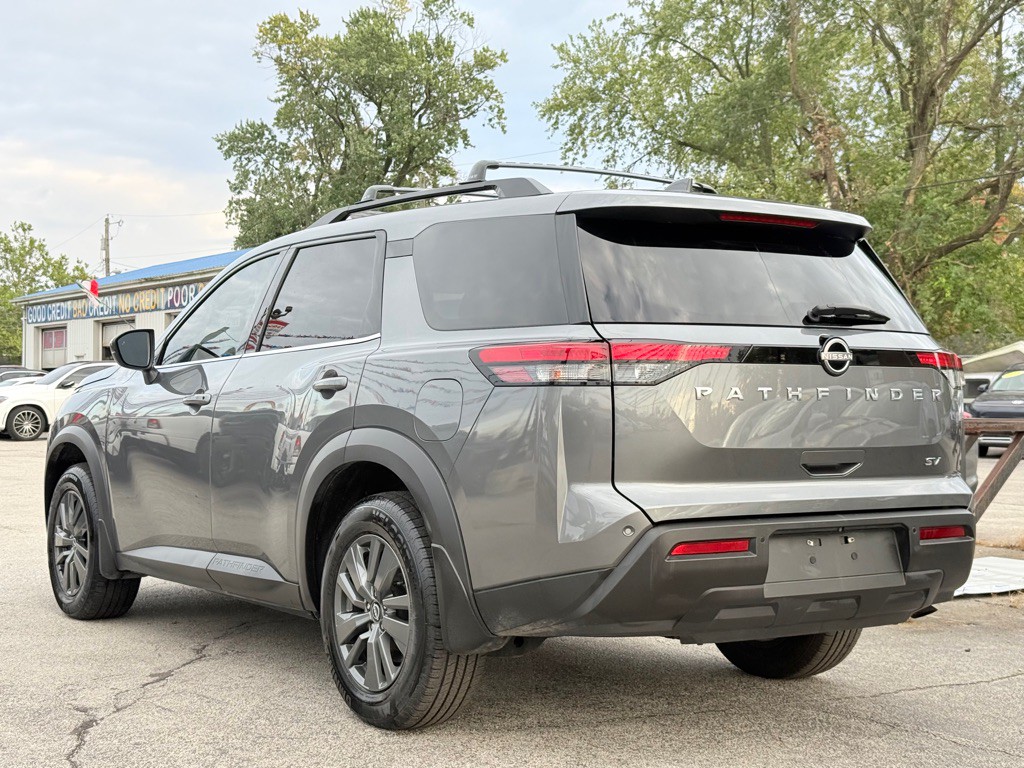 2022 Nissan Pathfinder Image 9
