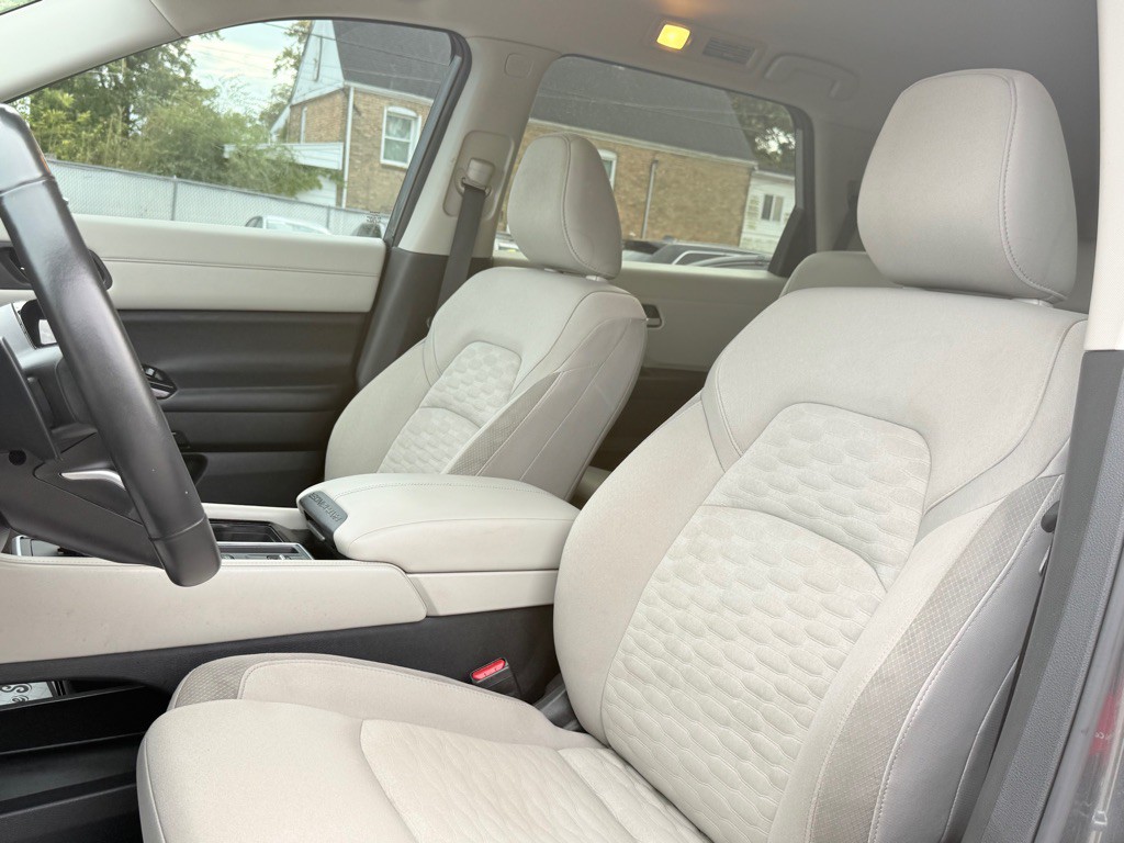 2022 Nissan Pathfinder Image 17