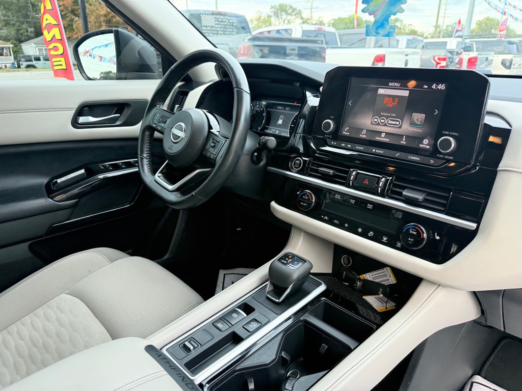 2022 Nissan Pathfinder Image 20