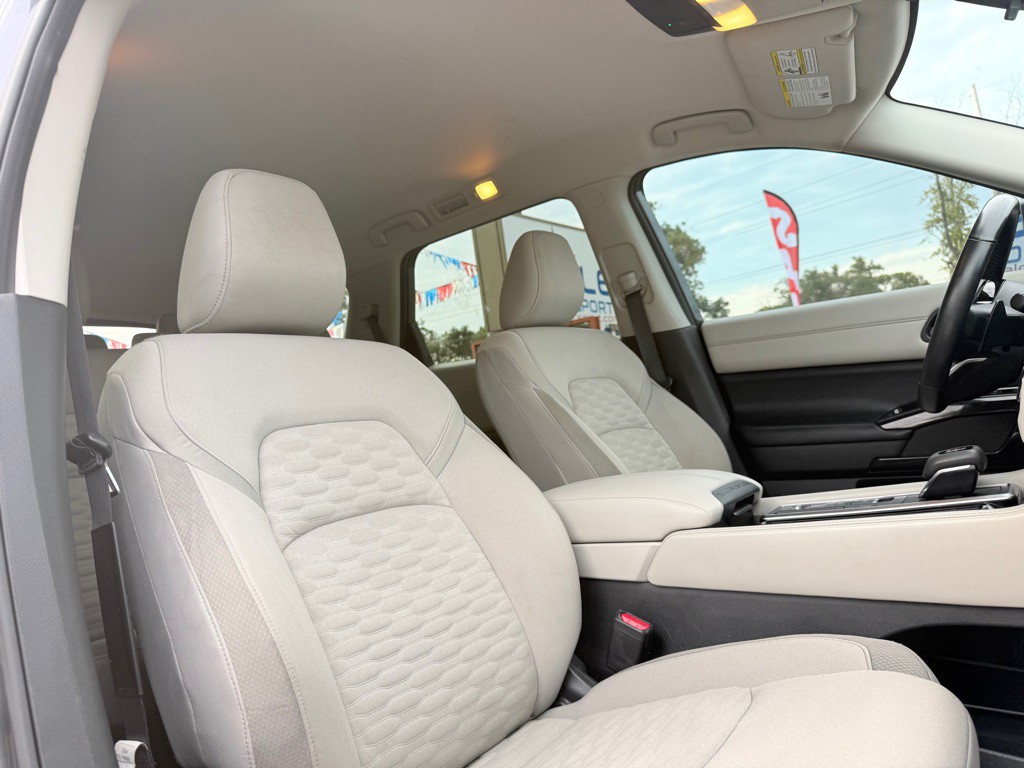 2022 Nissan Pathfinder Image 21