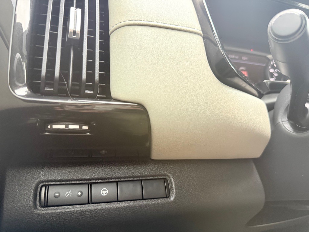 2022 Nissan Pathfinder Image 28
