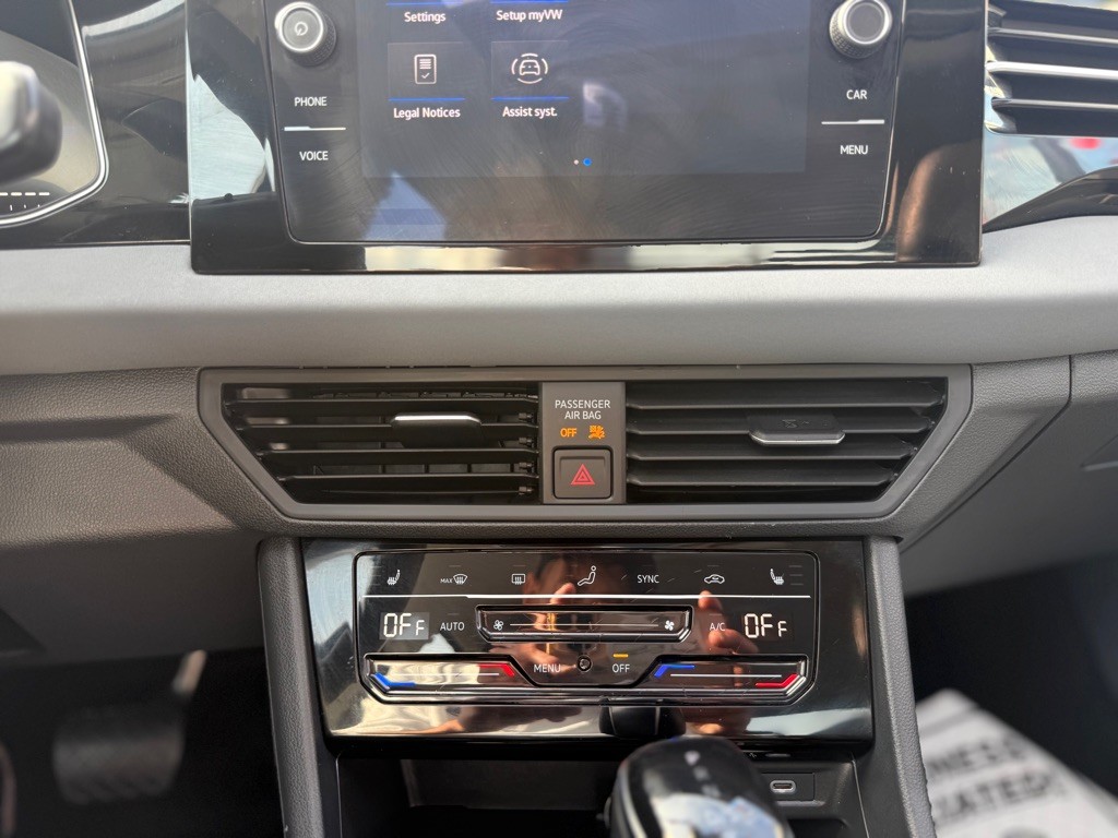 2026 Volkswagen Jetta Image 35