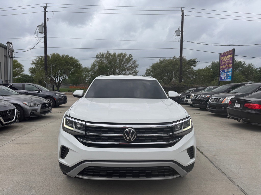 2022 Volkswagen Atlas Cross Spo Image 3