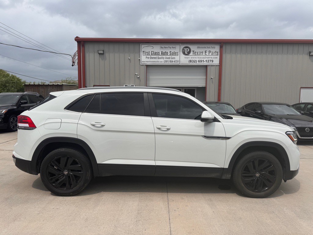2022 Volkswagen Atlas Cross Spo Image 5