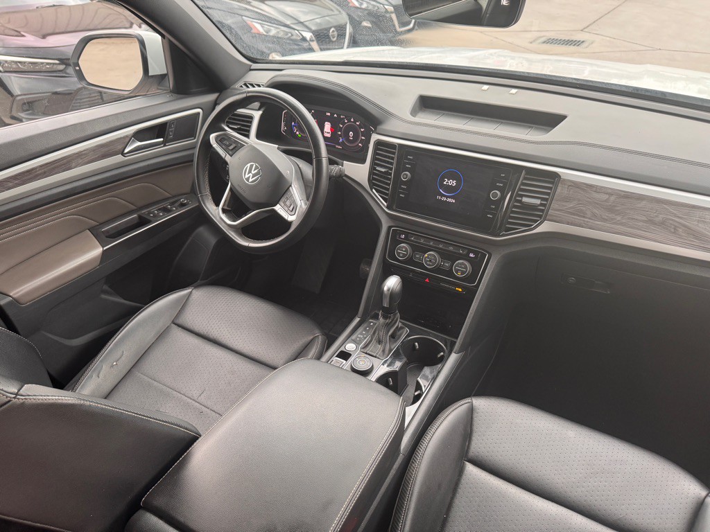 2022 Volkswagen Atlas Cross Spo Image 15
