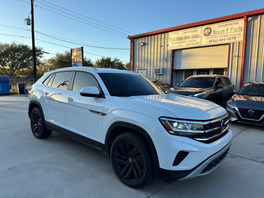2022 Volkswagen Atlas Cross Spo Image 4