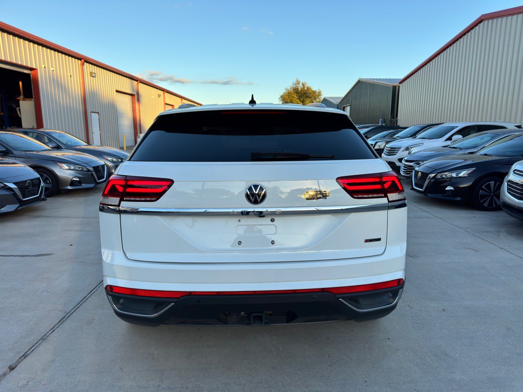 2022 Volkswagen Atlas Cross Spo Image 7