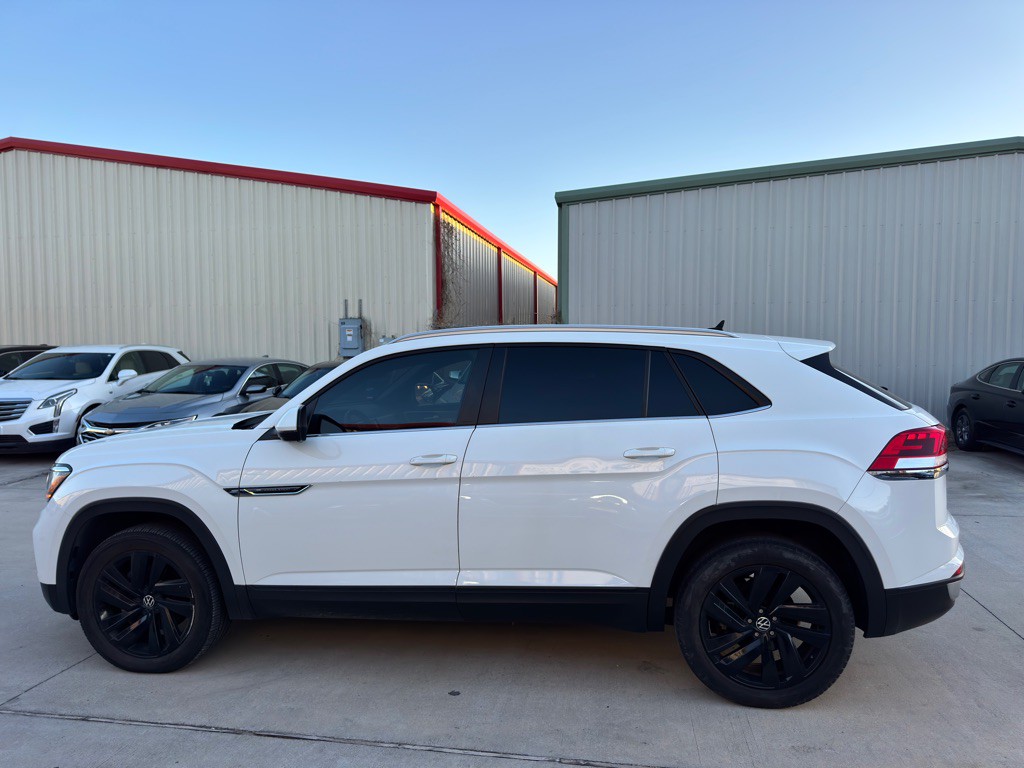 2022 Volkswagen Atlas Cross Spo Image 9