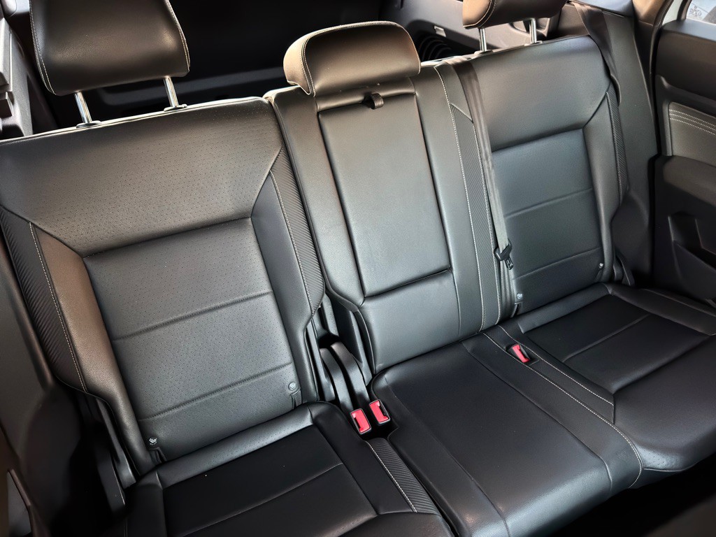 2022 Volkswagen Atlas Cross Spo Image 25