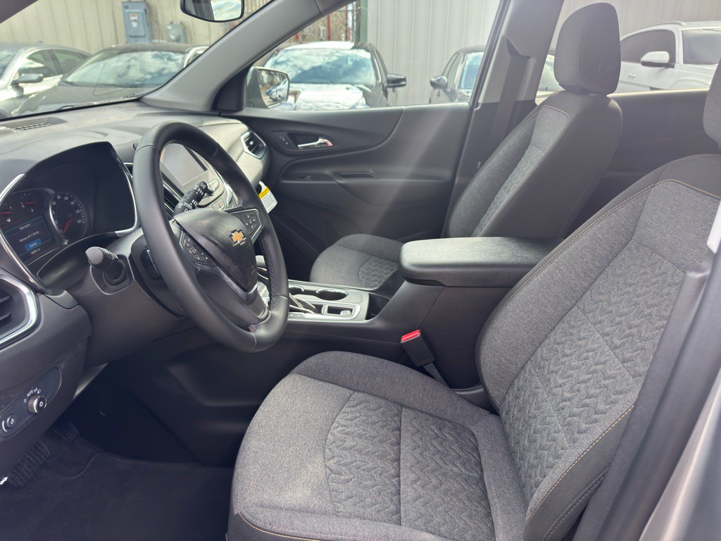 2024 Chevrolet Equinox Image 12