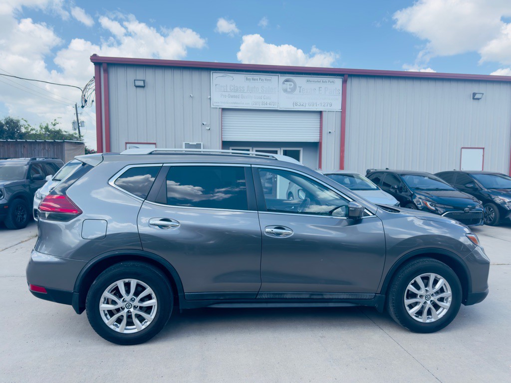 2018 Nissan Rogue Image 6